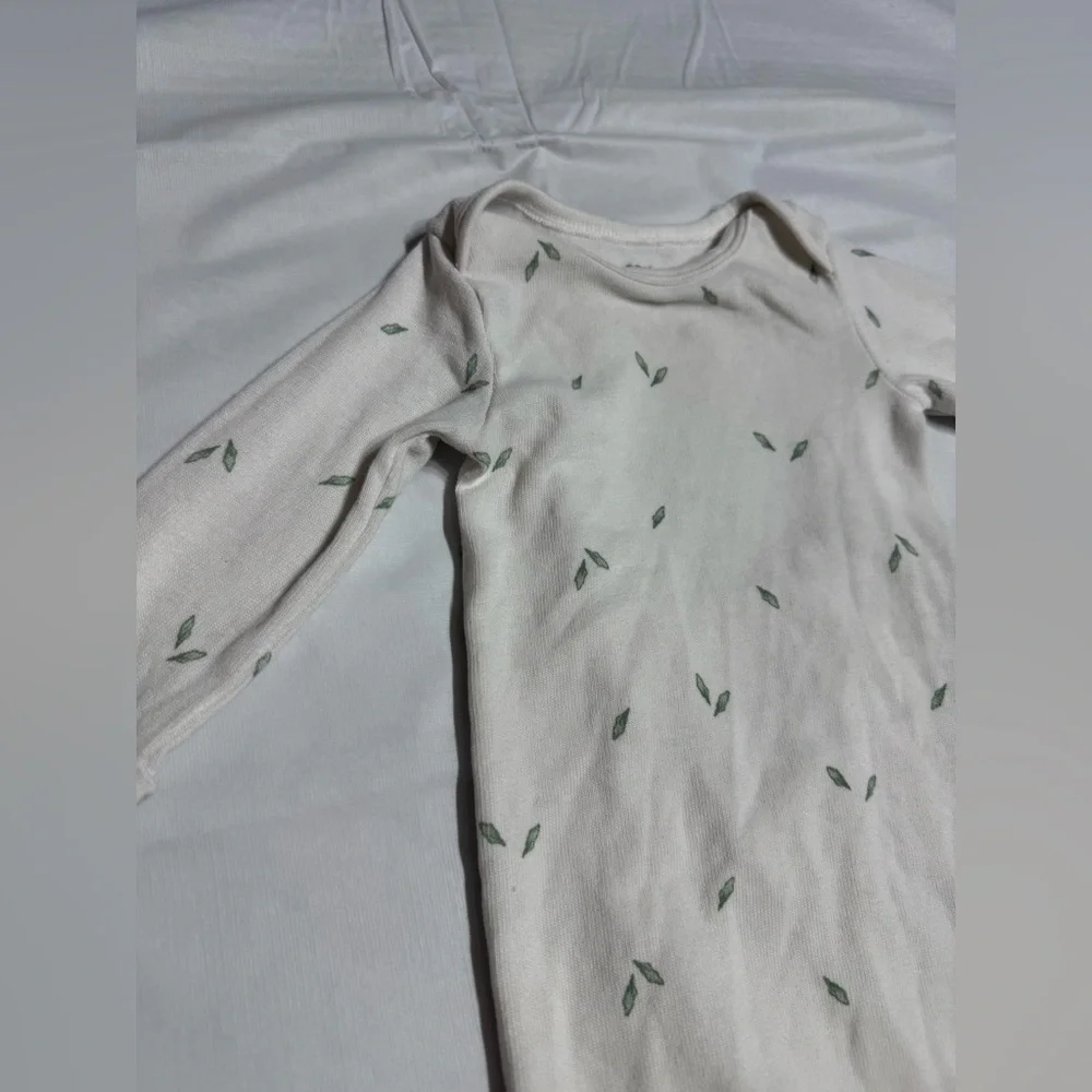Carter's White Baby Sleep Sack Gown Size 0-3 Months